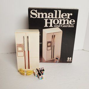 Smaller Homes Tomy Dollhouse Kitchen Furniture Refrigerator w/ Box